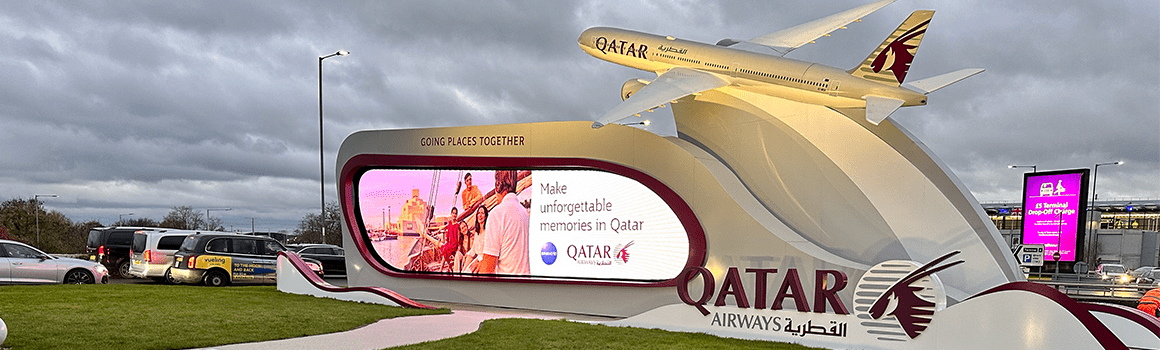 Illuminating outdoor advertising for Qatar Airways